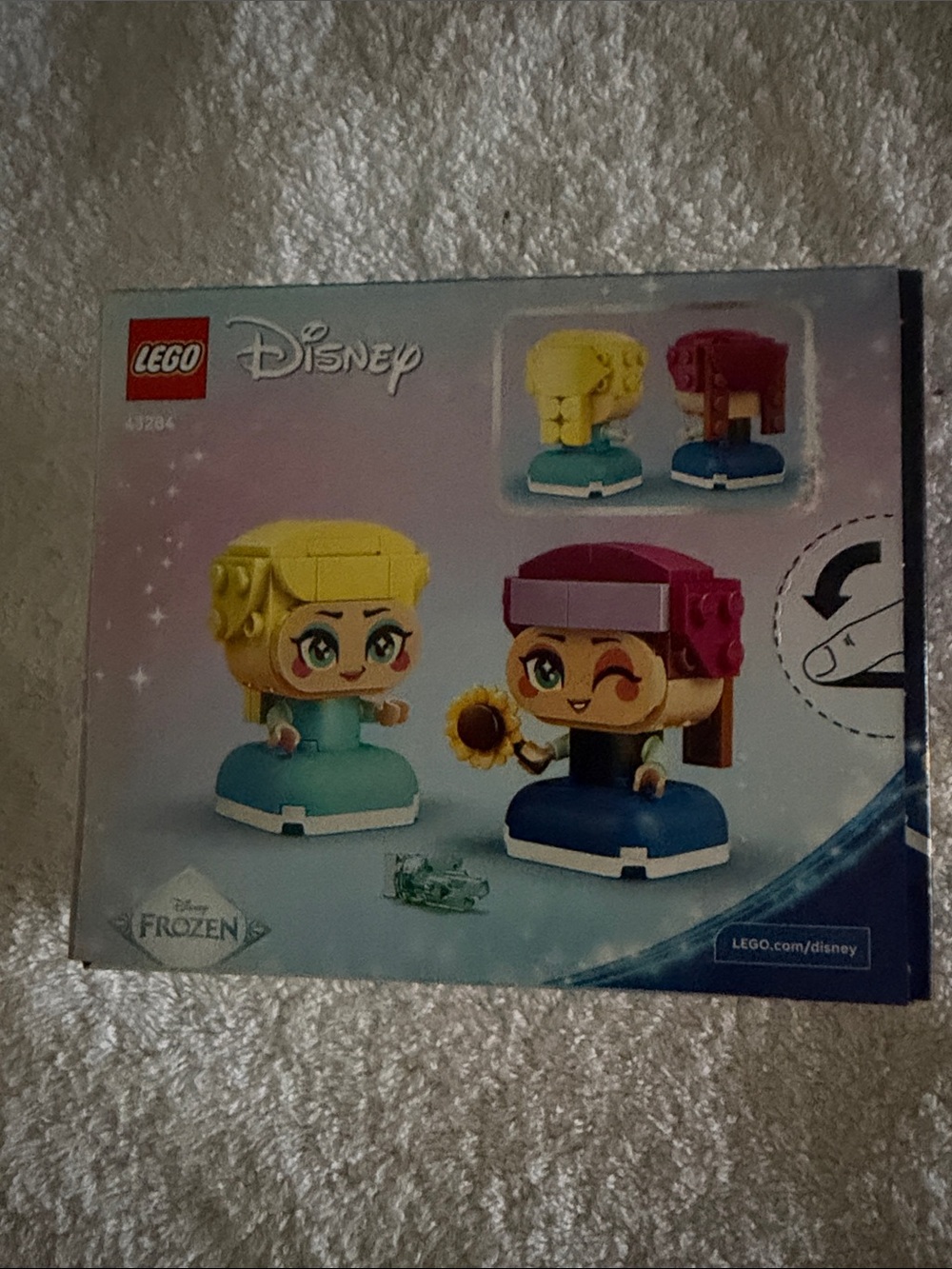 LEGO Disney Mini Anna & Elsa Figures - New - Picture 2 of 4